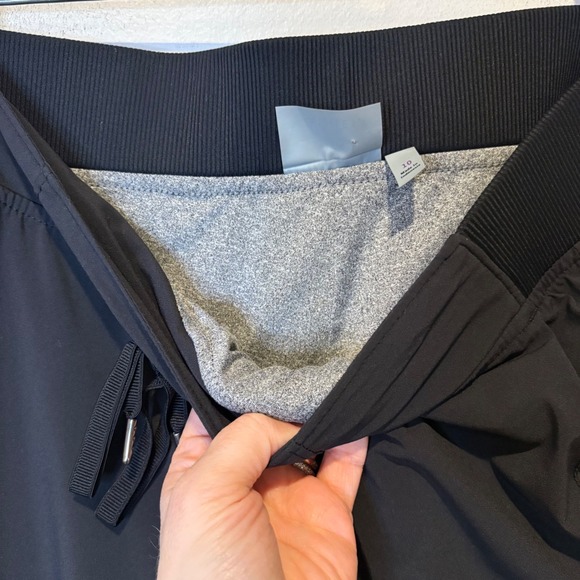 Athleta Black Athletic Lined Pants Drawstring Waist Wide Leg Size 10 Warm EUC - Picture 6 of 6